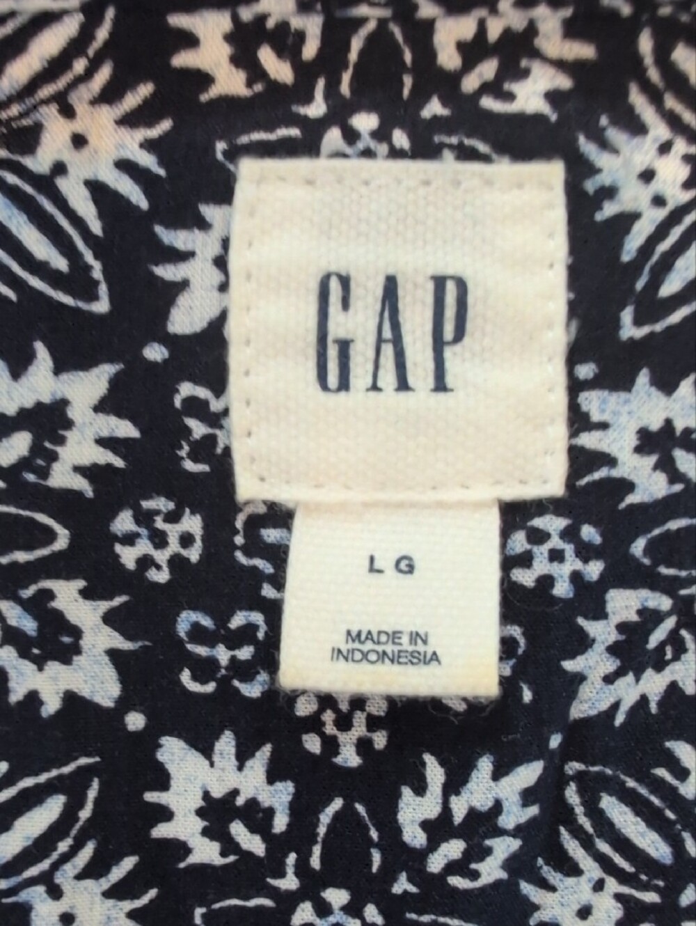 468 - GAP Navy Blue & White Floral Romper, Lrg, Casual Chic Summer One-Piece - Picture 3 of 13